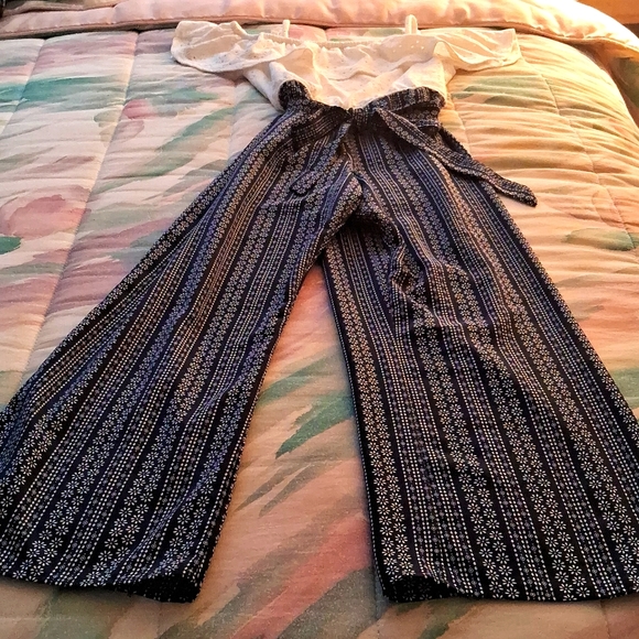 NWOT,NavyBlue&White,Floral with White,Lace,Off Shoulder, Attached Top,Jumpsuit - Picture 1 of 9